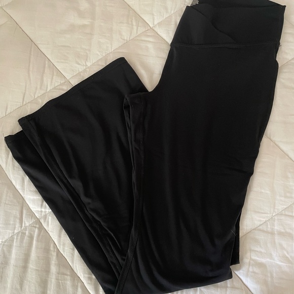 JoyLab Black Flare Yoga Pants with Crossover Detail - Picture 10 of 10